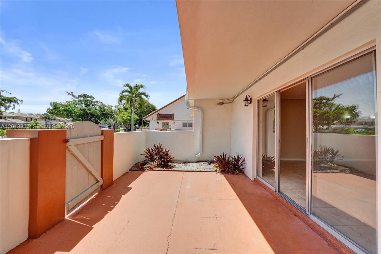 3200 Coral Springs Dr , Unit 106, Coral Springs, FL 33065 Photo
