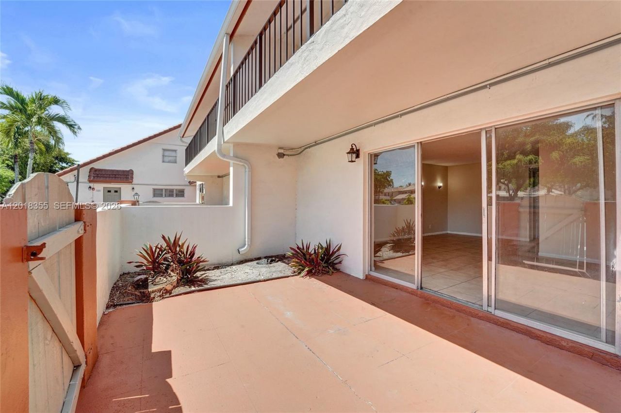 3200 Coral Springs Dr , Unit 106, Coral Springs, FL 33065 Photo