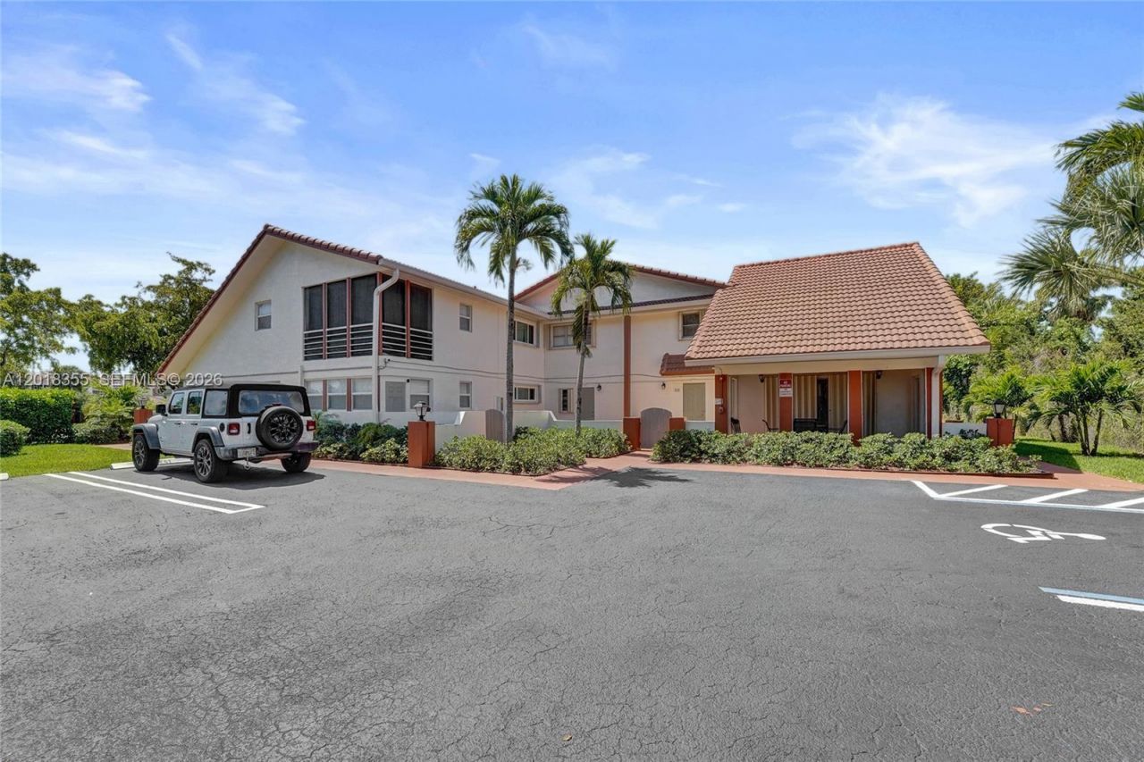 3200 Coral Springs Dr , Unit 106, Coral Springs, FL 33065 Photo