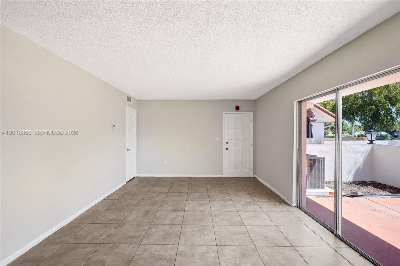 3200 Coral Springs Dr , Unit 106, Coral Springs, FL 33065 Photo