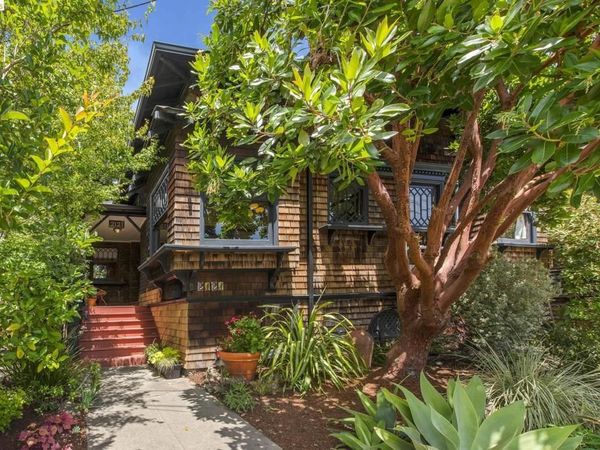 2121 Carleton St, Berkeley, CA 94704