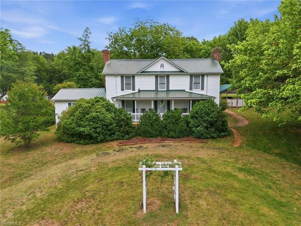 851 Case School Road , Mayodan, NC 27027