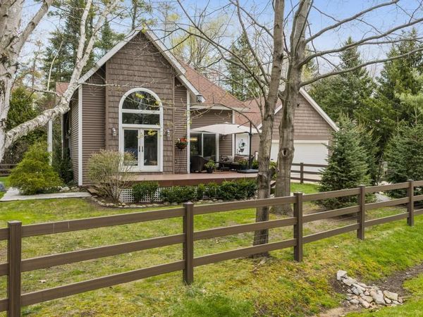 6330 Oakley Avenue, Indian River, MI 49749