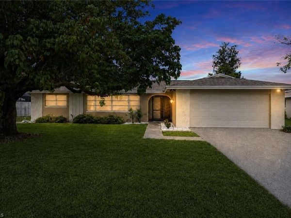 1674 Long Meadow RD , FORT MYERS, FL 33919