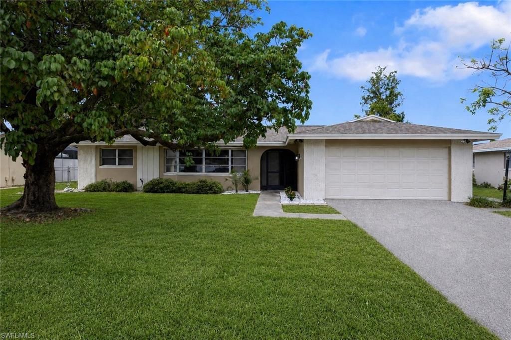 1674 Long Meadow Rd, Fort Myers, FL 33919 Photo