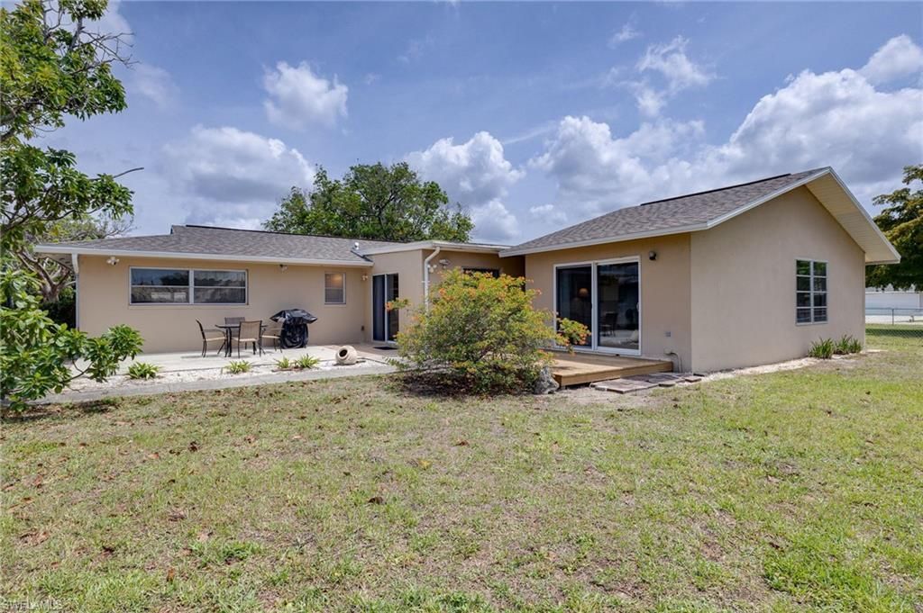 1674 Long Meadow Rd , Fort Myers, FL 33919 Photo
