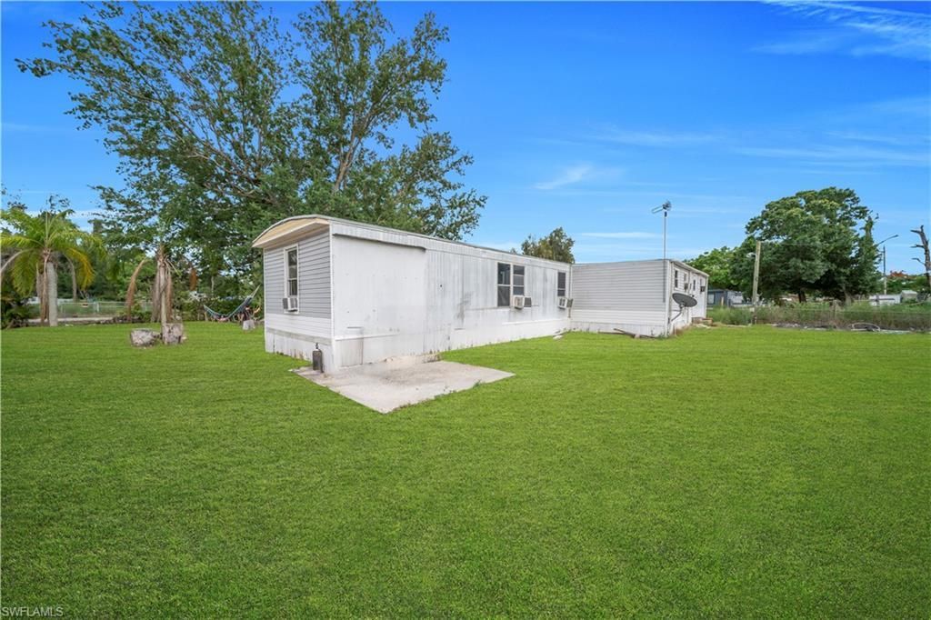 8106 Penny Dr, North Fort Myers, FL 33917 Photo