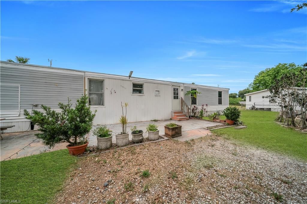 8106 Penny Dr, North Fort Myers, FL 33917 Photo