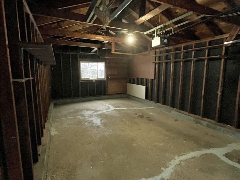 2110 12th Street SW, Akron, OH 44314 Photo 41