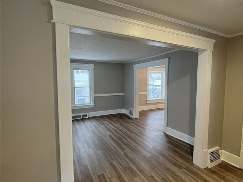 2110 12th Street SW, Akron, OH 44314 Photo 5