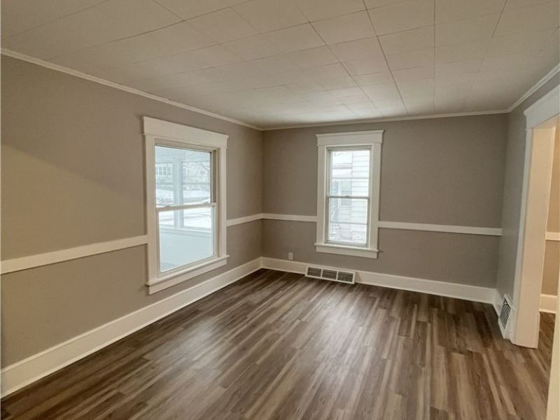 2110 12th Street SW, Akron, OH 44314 Photo 7