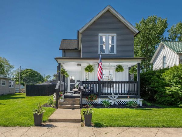6 Ridgewood Ave, Mount Vernon, OH 43050