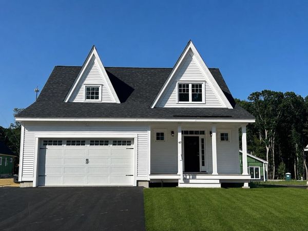 47 Summerwind Place, Unit 16, Greenland, NH 03840