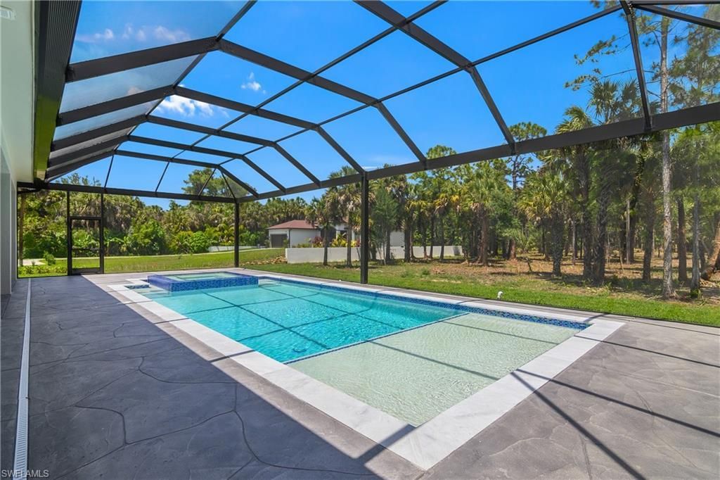 172 11th St Sw, Naples, FL 34117 Photo