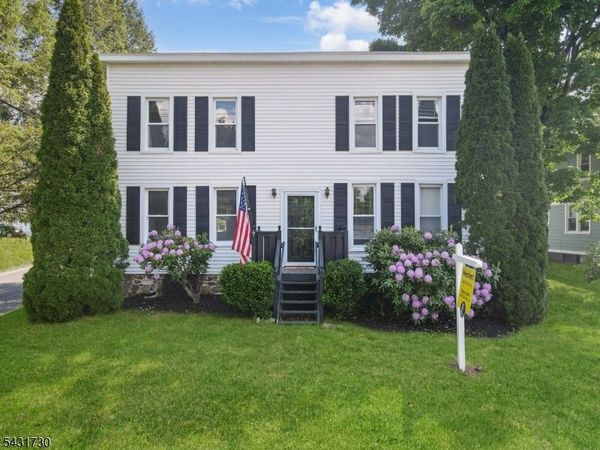 105 Main St, Lebanon, NJ 08833