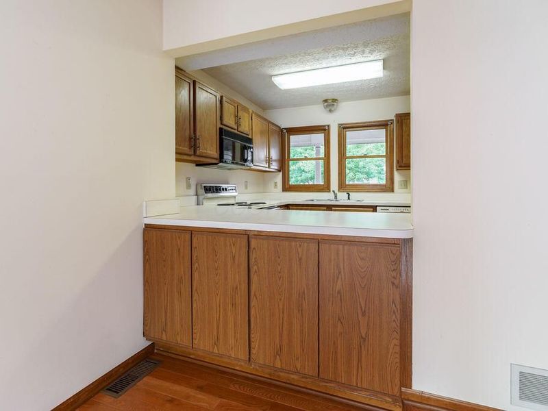 3741 Baybridge Lane, Dublin, OH 43016 Photo 12