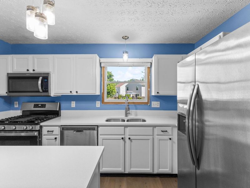 7910 Waggoner Run Drive , Blacklick, OH 43004 Photo 11