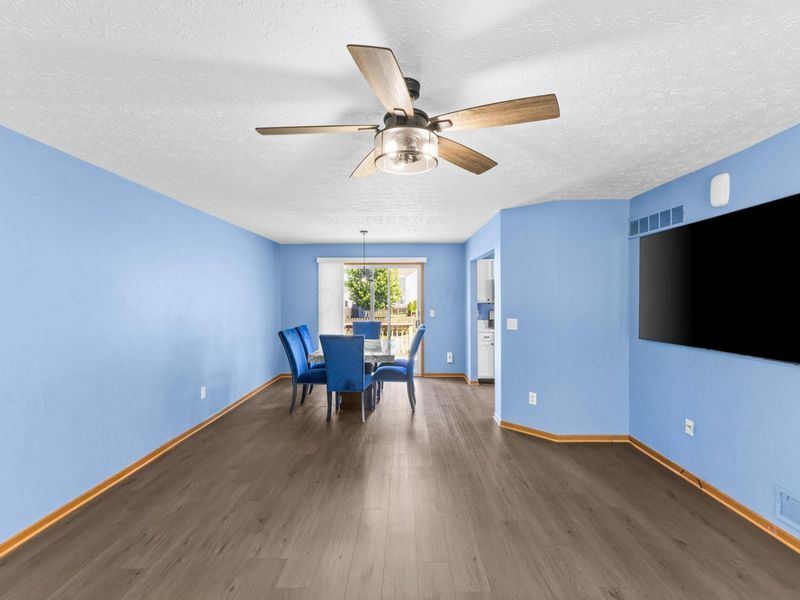 7910 Waggoner Run Drive , Blacklick, OH 43004 Photo 4