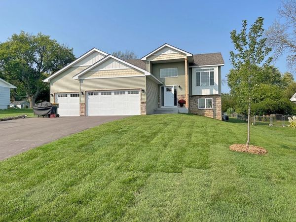 xxxx Eugene Street , White Bear Lake, MN 55110