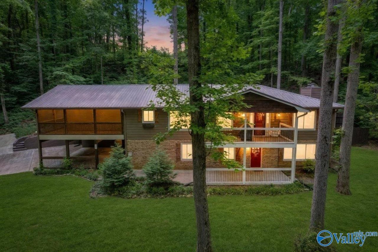 124 Catherine Drive, Owens Cross Roads, AL 35763 Main Photo