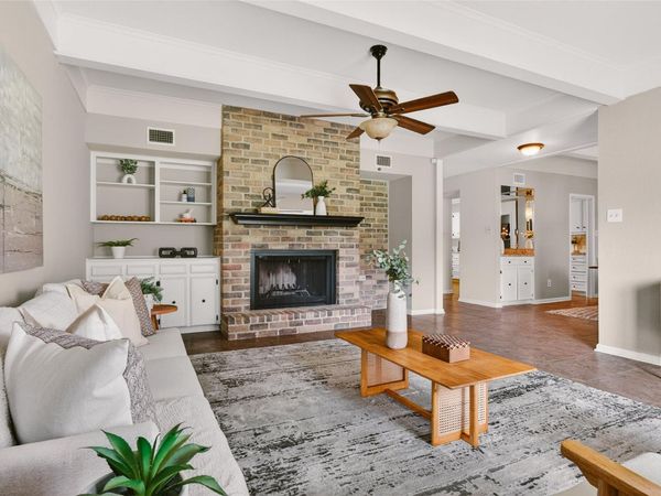 11121 Pinehurst DR, Unit D, Austin, TX 78747