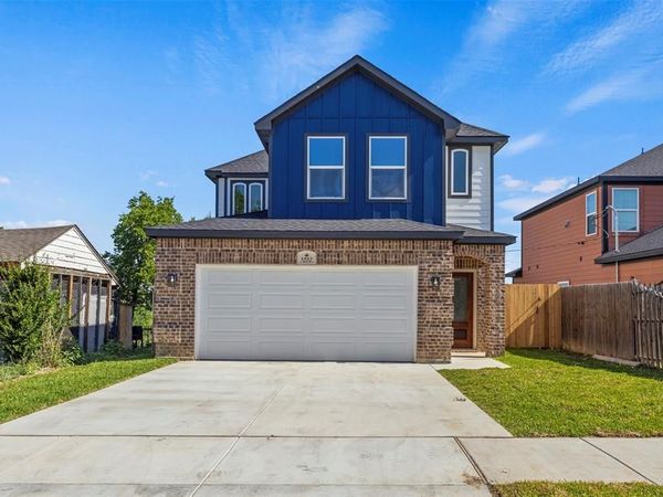 1517 Avenue D, Fort Worth, TX 76104