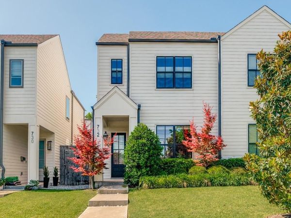 732 W 7th Street , Dallas, TX 75208