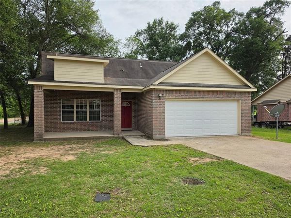 307 Barnes Street, Fairfield, TX 75840
