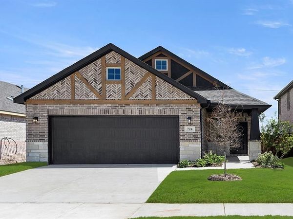 8720 Lone Star Street, Aubrey, TX 76227