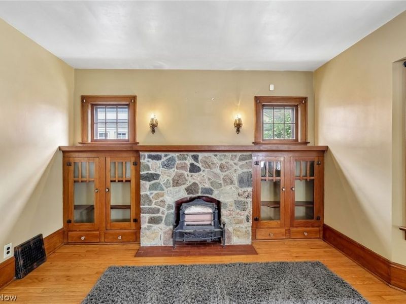 403 E Baird Avenue, Barberton, OH 44203 Photo 10