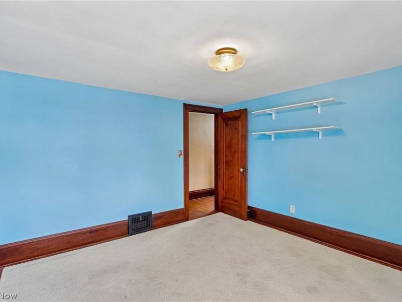 403 E Baird Avenue, Barberton, OH 44203 Photo 24