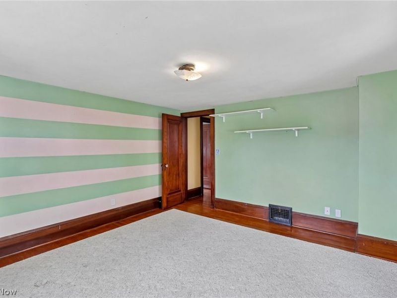 403 E Baird Avenue, Barberton, OH 44203 Photo 26
