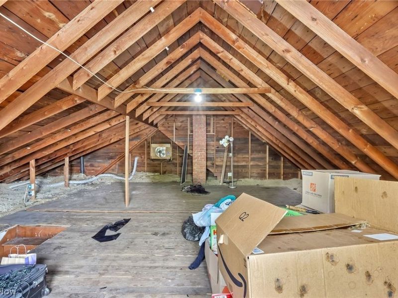 403 E Baird Avenue, Barberton, OH 44203 Photo 29