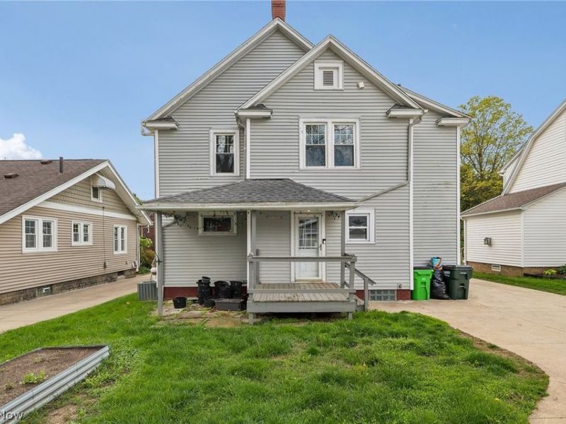 403 E Baird Avenue, Barberton, OH 44203 Photo 36