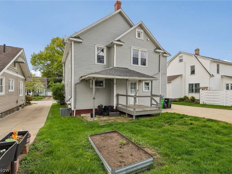 403 E Baird Avenue, Barberton, OH 44203 Photo 37