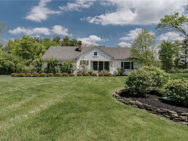 35 Murwood Drive, Moreland Hills, OH 44022 Photo 5