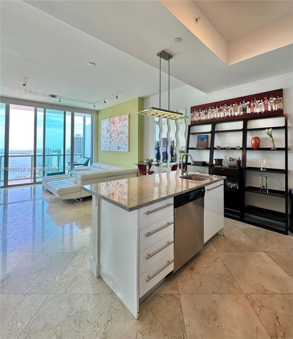 888 SE Biscayne Blvd , Unit 4803, Miami, FL 33132 Photo