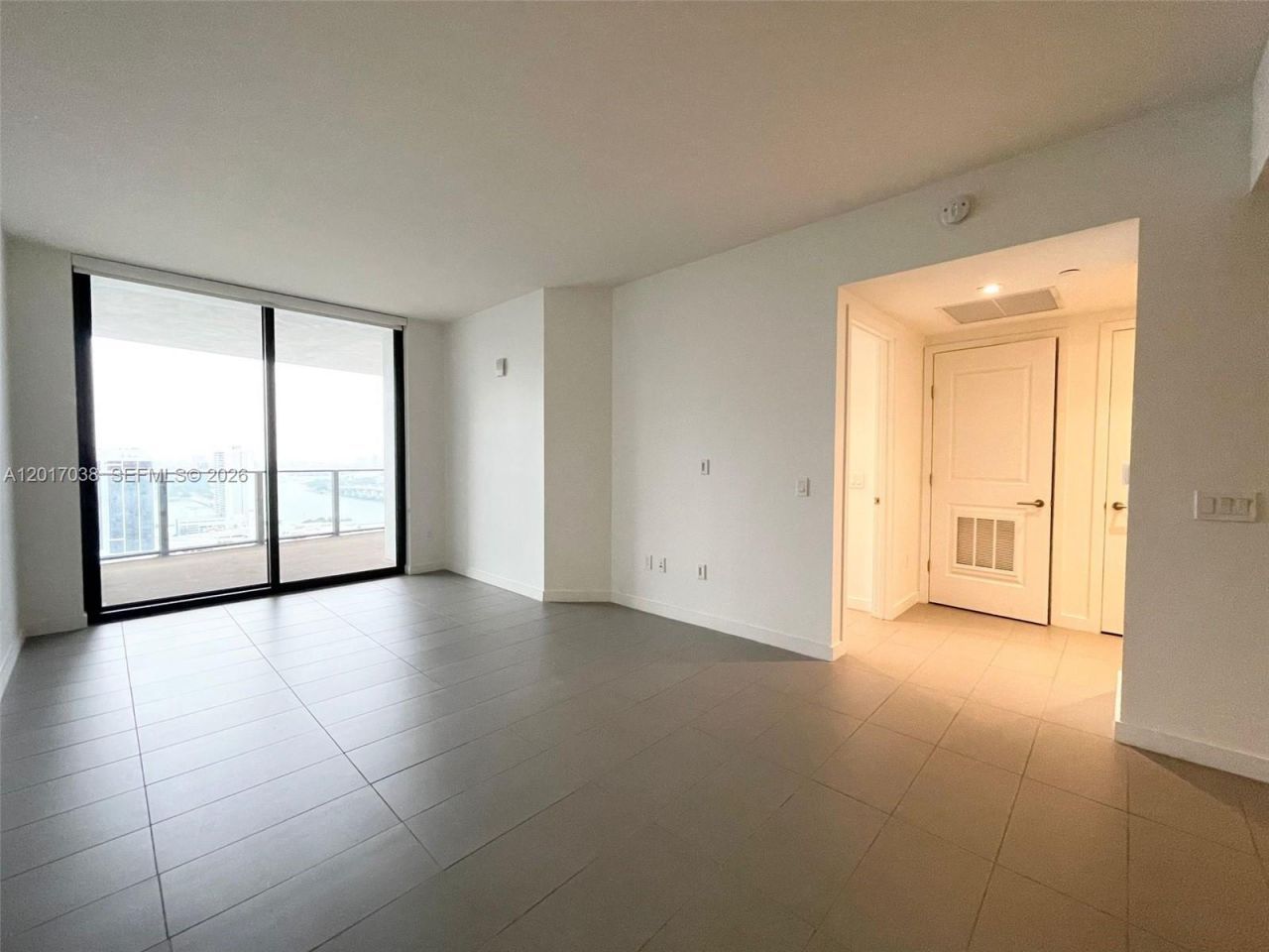 1600 NE 1st Ave , Unit 2405, Miami, FL 33132 Photo