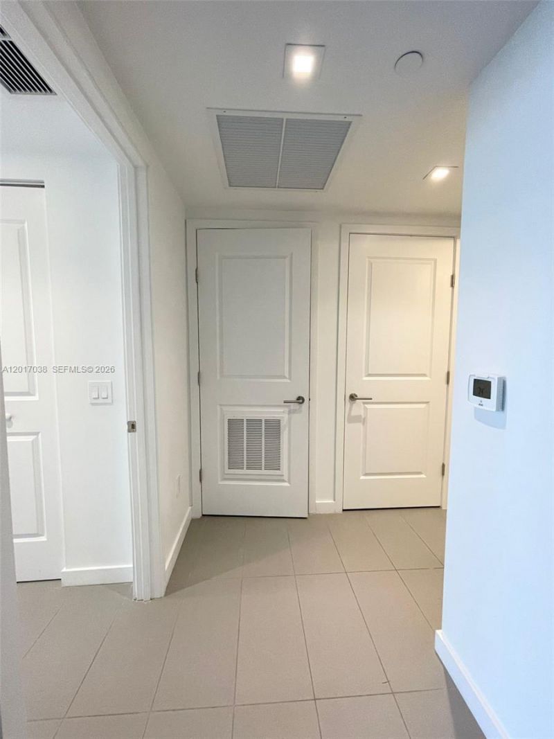 1600 NE 1st Ave , Unit 2405, Miami, FL 33132 Photo