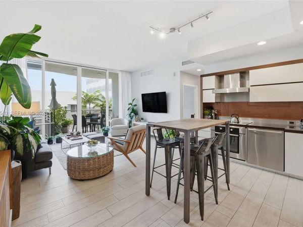 2100 Park Ave, Unit 302, Miami Beach, FL 33139