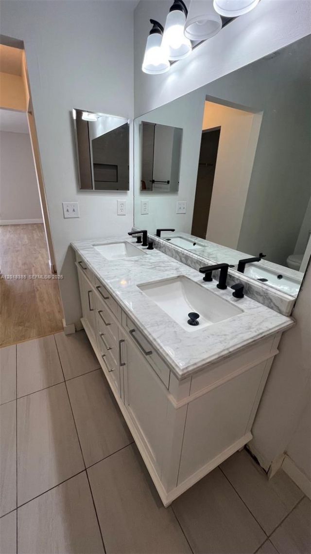 11065 NW 38th Pl, Sunrise, FL 33351 Photo