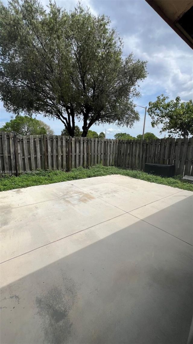 11065 NW 38th Pl, Sunrise, FL 33351 Photo