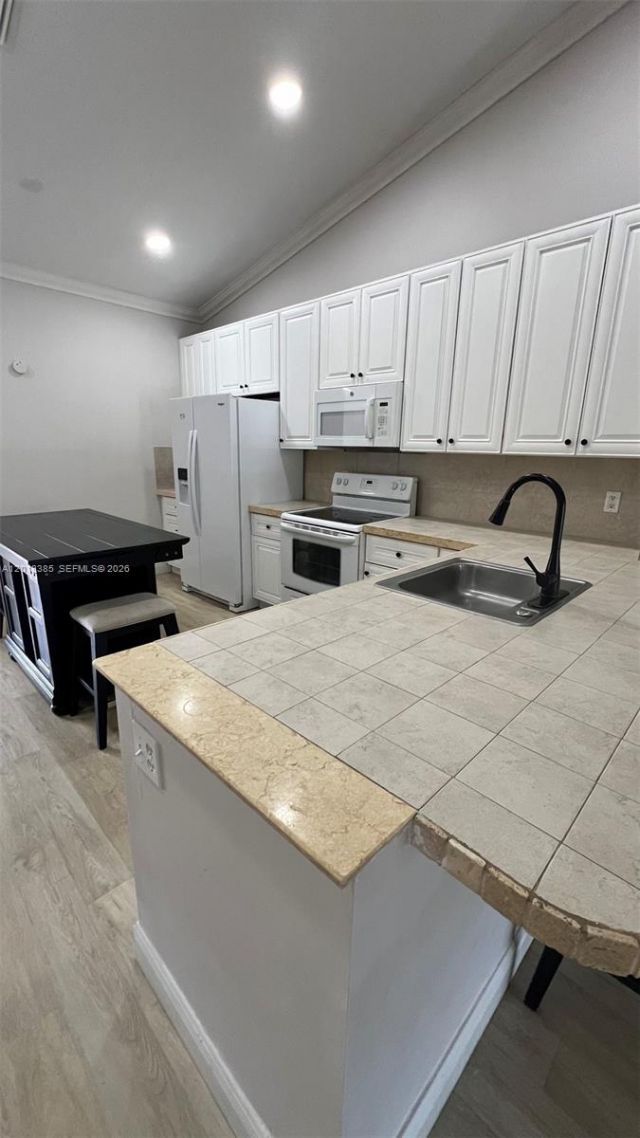 11065 NW 38th Pl, Sunrise, FL 33351 Photo