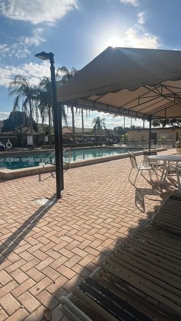 11065 NW 38th Pl, Sunrise, FL 33351 Photo