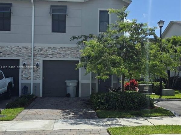 844 NW 3rd Way, Unit 844, Pompano Beach, FL 33060