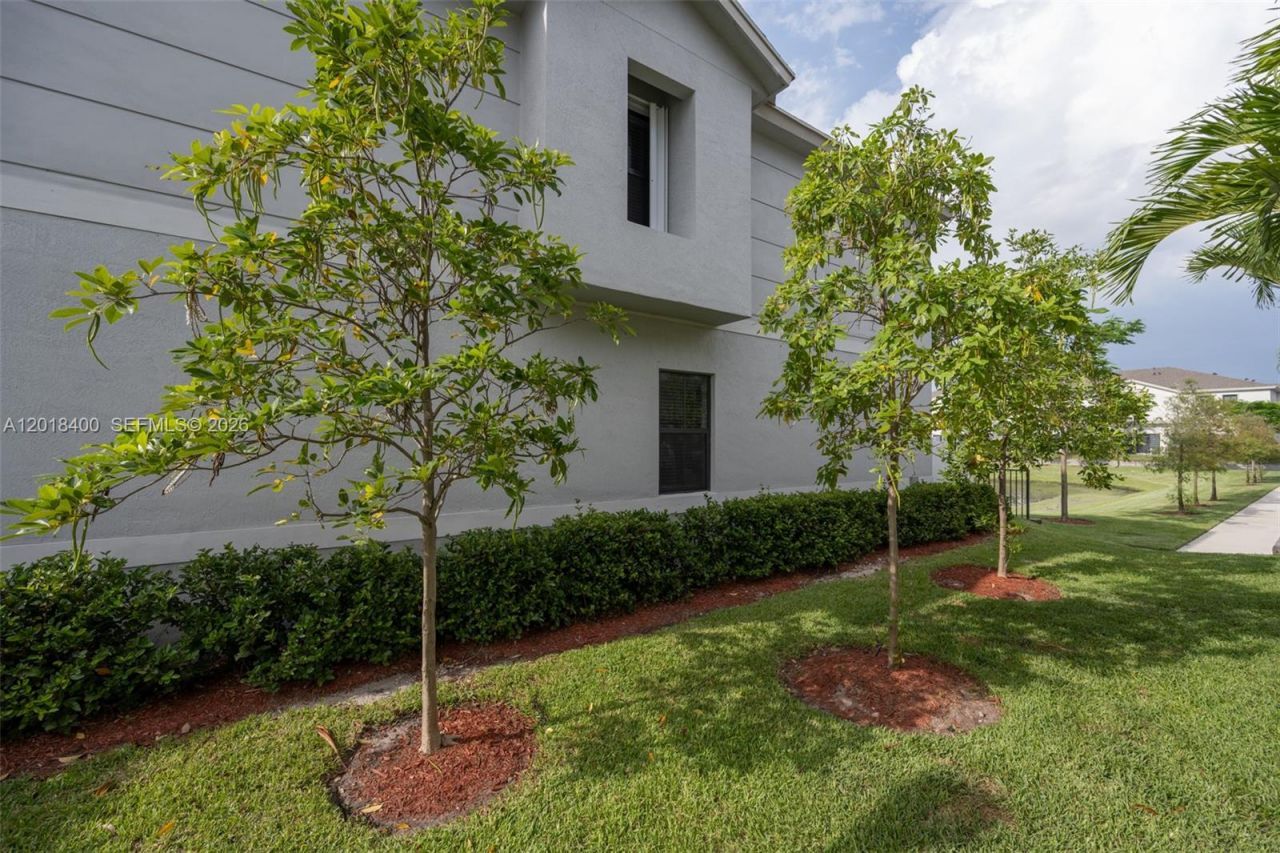 844 NW 3rd Way, Unit 844, Pompano Beach, FL 33060 Photo
