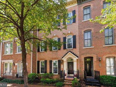 714 DAY LANE, ALEXANDRIA, VA 22314