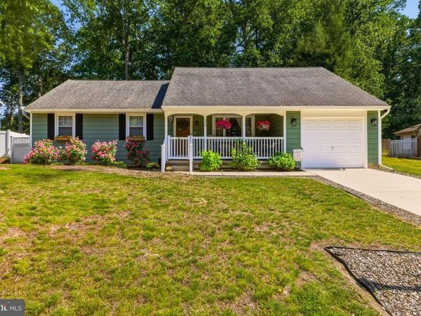 26 BEDFORD TERRACE, TURNERSVILLE, NJ 08012