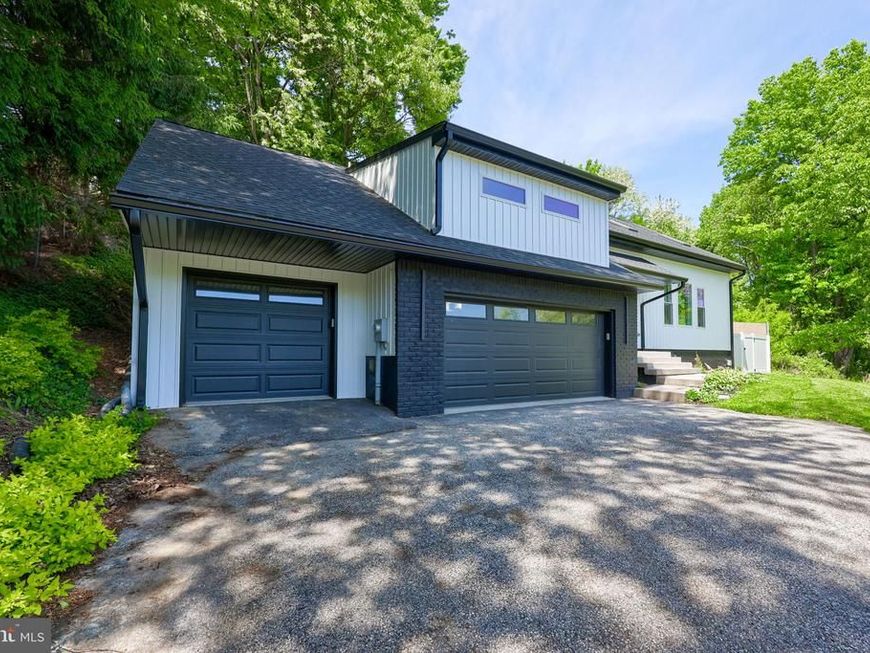 1321 Valley View Road, York, PA 17403 Main Photo