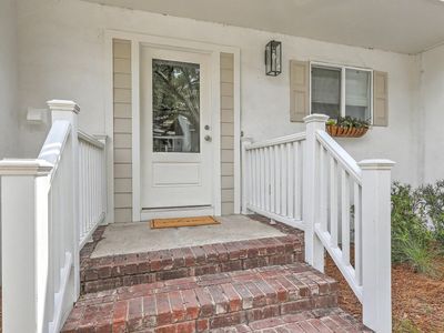958 Myrtle Court, Mount Pleasant, SC 29464